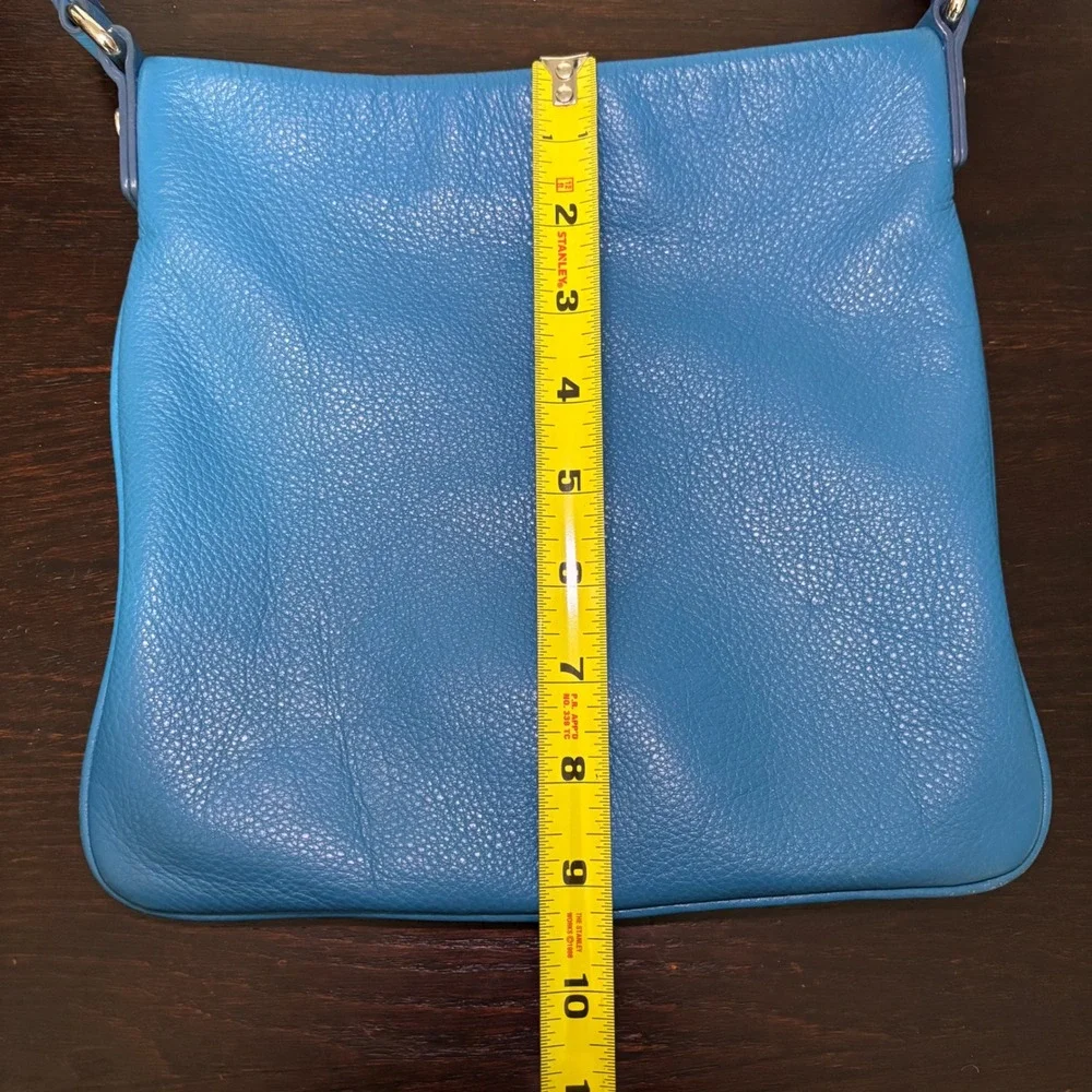 Marc by Marc Jacobs Blue Pebbled Leather Crossbody Bag Minimalst Everyday
